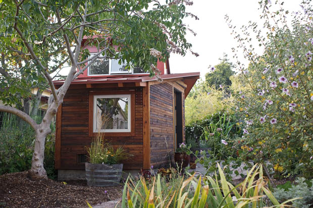 แบบบ้านไม้ขนาดเล็ก ภายในสวน Home Office