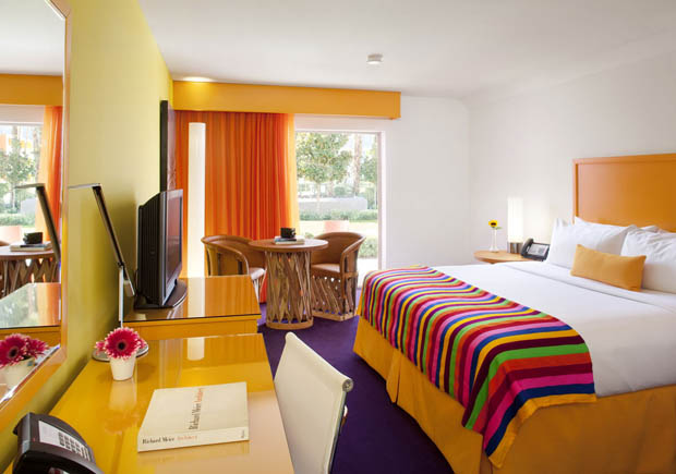 แบบห้องนอน โรงแรม สีสันสดใส