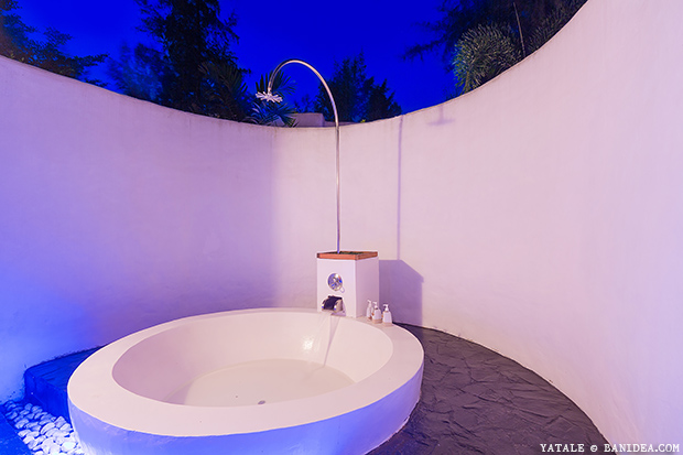 ห้องอาบน้ำ Open Air อาบน้ำใต้แสงจันทร์