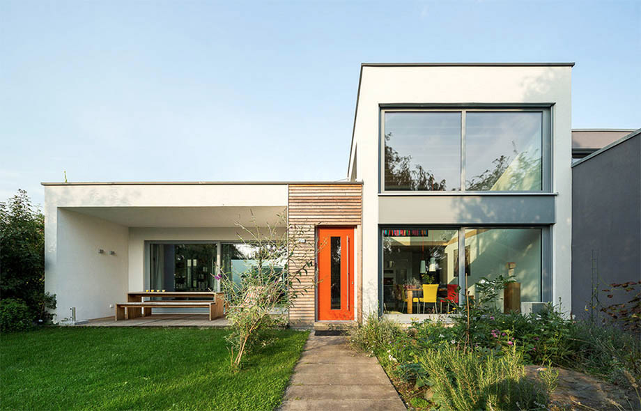 Modern-Glass-House-2