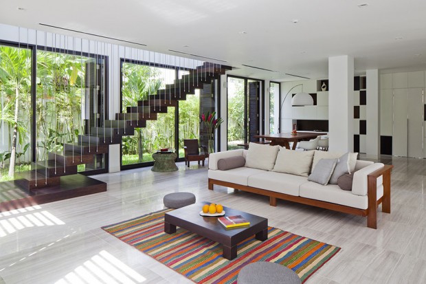 Vertical-Garden-Home-05
