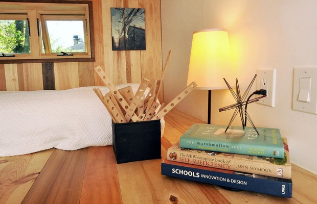 Toybox-Tiny-Home-มุมอ่านหนังสือ