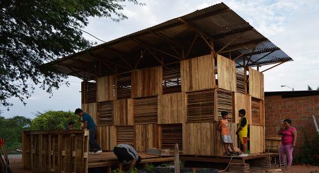 บ้านไม้สร้างจากไม้ลัง