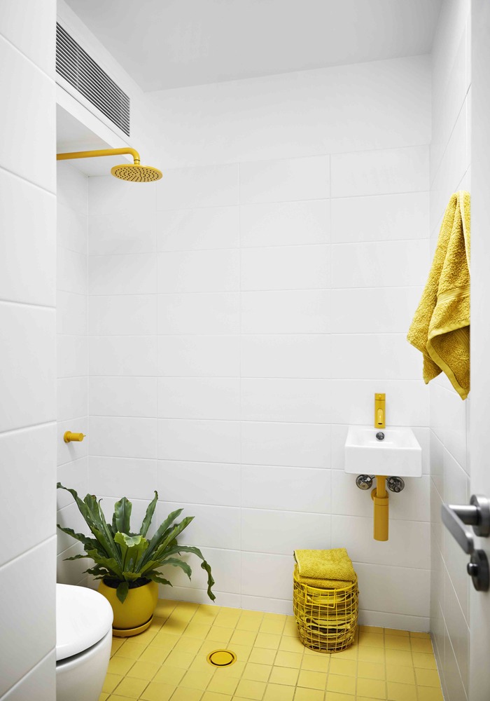 ห้องน้ำทูโทนเหลือง-ขาว
