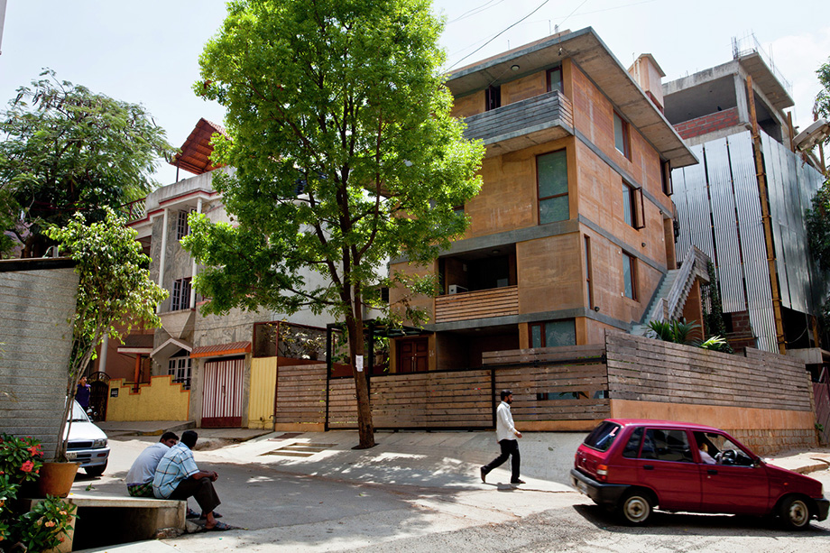 บ้านดินสไตล์โมเดิร์นในอินเดีย