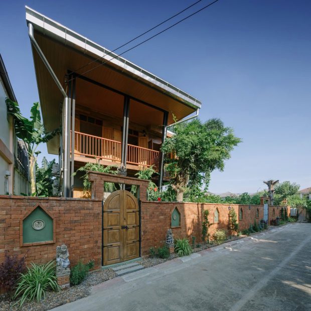 บ้าน Modern-Tropical ในกรุงเทพ