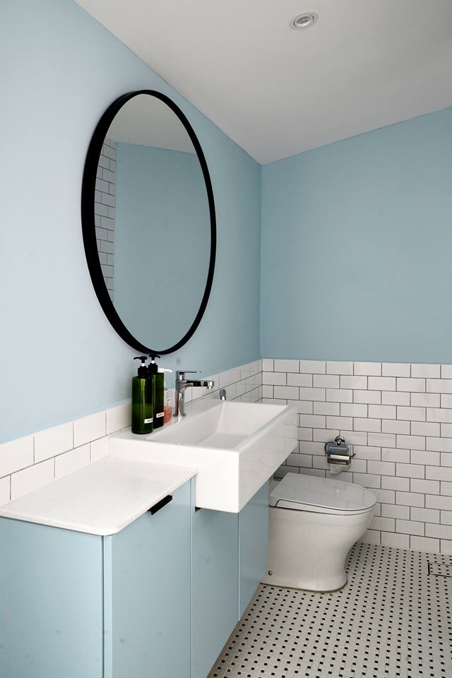 ห้องน้ำโทนสีฟ้า-ขาว