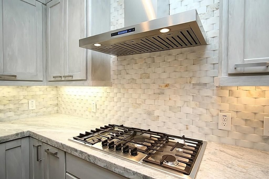 Contemporary-Basket-Weave-Backsplash