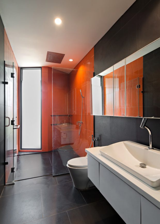 ห้องน้ำโทนสีส้มดำ