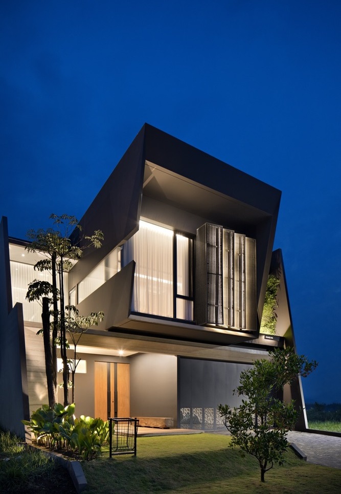 บรรยากาศบ้านยามค่ำ