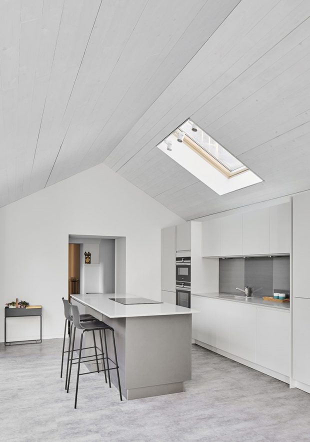 ช่องแสง skylight ในครัว