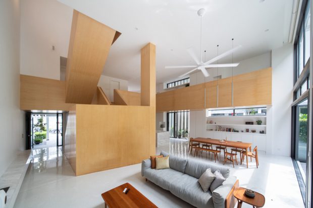 บ้านแบบ open plan จุดเด่นอยู่ที่บันได