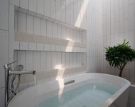 ช่องแสง skylight ในห้องอาบน้ำ