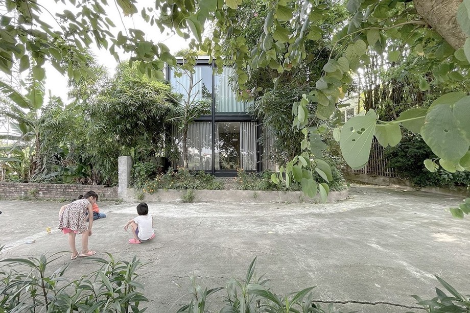บ้านโมเดิร์นผนังกระจก