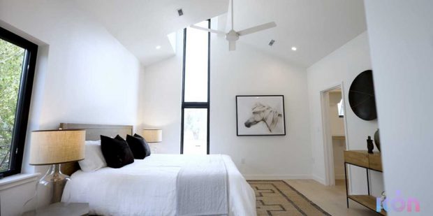 ห้องนอนช่องแสงสูงๆ ในบ้าน 3D