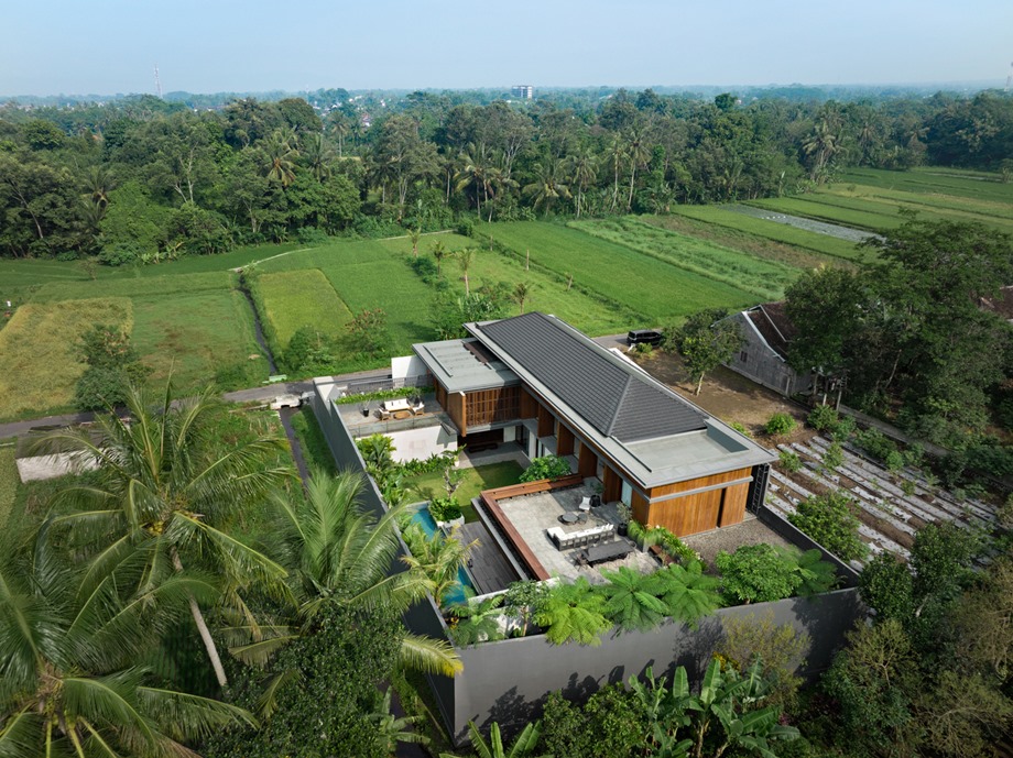 บ้านโมเดิร์นทรอปิคอล