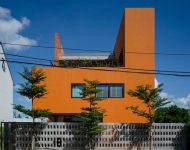 บ้านโมเดิร์นโทนสีส้มอิฐ