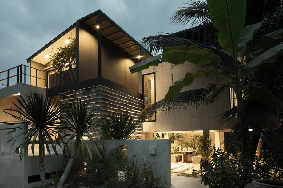 บ้านสวนมีใต้ถุนสไตล์โมเดิร์น