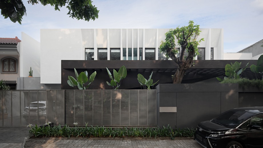 บ้านสไตล์โมเดิร์นโทนสีขาวเทาดำ