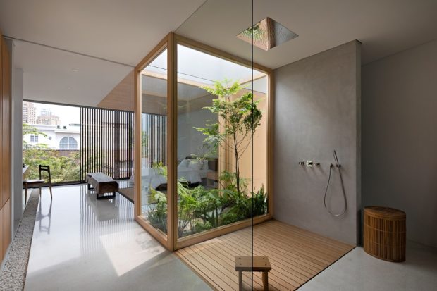 จัดสวนในห้องนอนห้องอาบน้ำกระจกใส