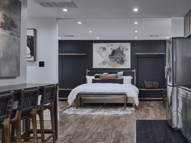 ห้องนอนโทนสีดำและไม้สไตล์โมเดิร์นคันทรี