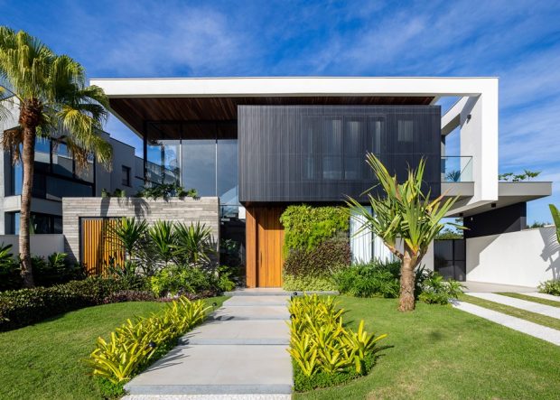 บ้านโมเดิร์นฟาซาดบานเฟี้ยม