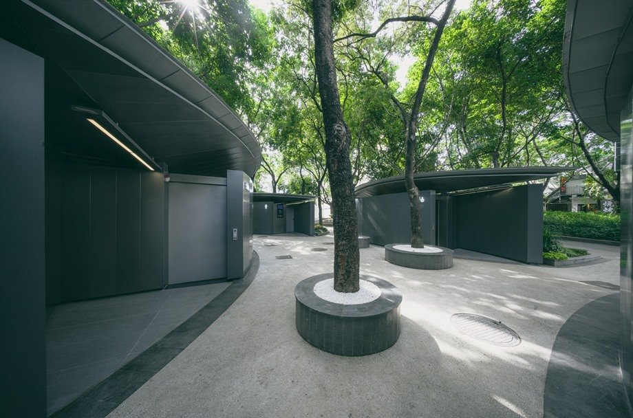 ห้องน้ำสาธารณะกลางสวนในจีน