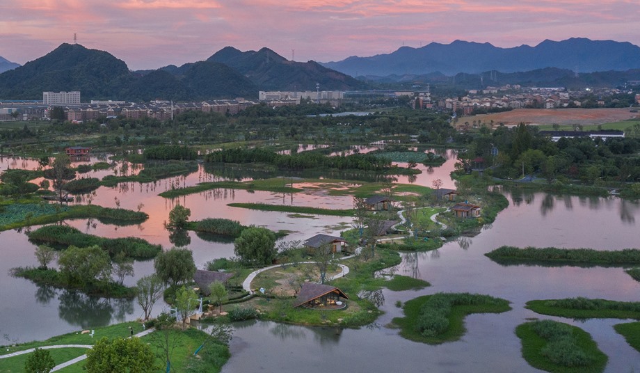ที่พักสไตล์ Eco บนเกาะกลางน้ำ