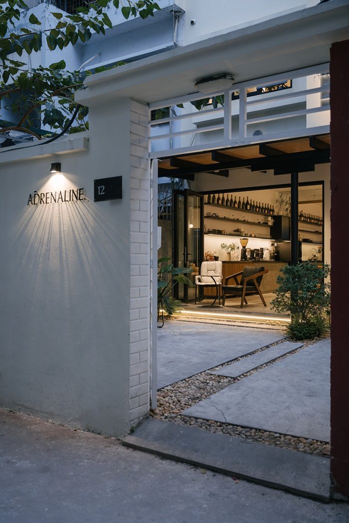 รีโนเวทบ้านเก่าให้เป็นคาเฟ่