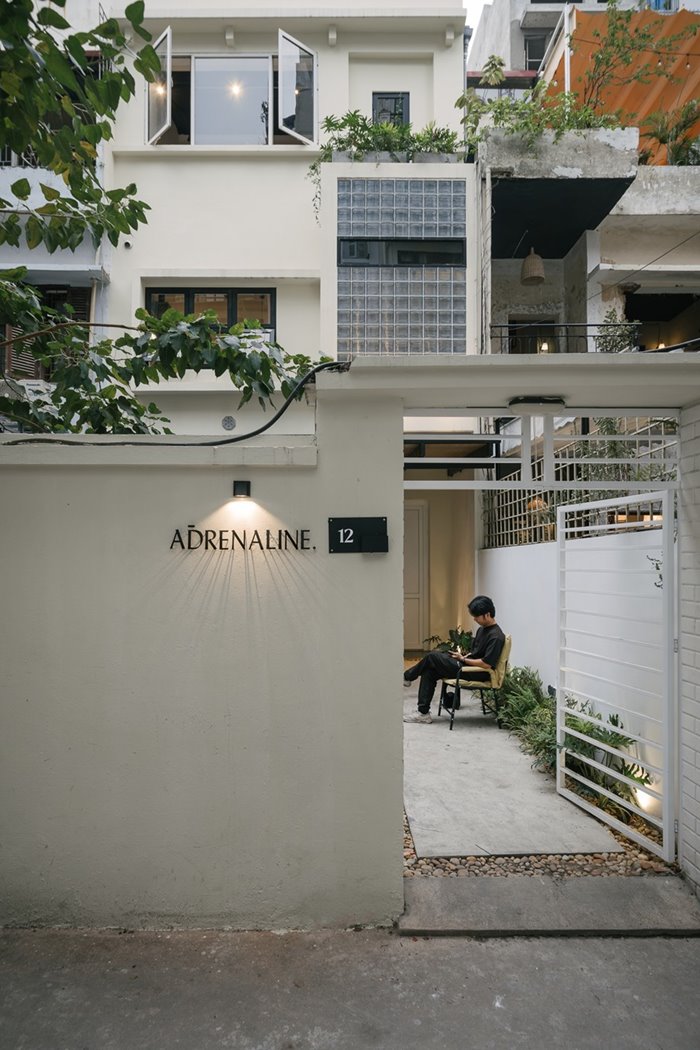 รีโนเวทบ้านเก่าให้เป็นคาเฟ่
