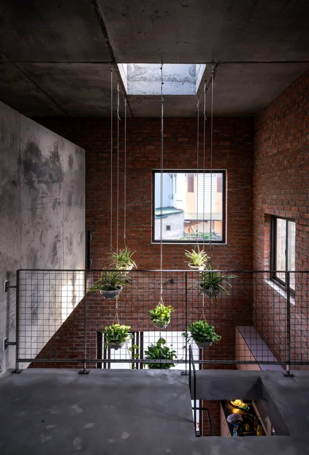 บ้านโถงสูงมีช่องแสง skylight