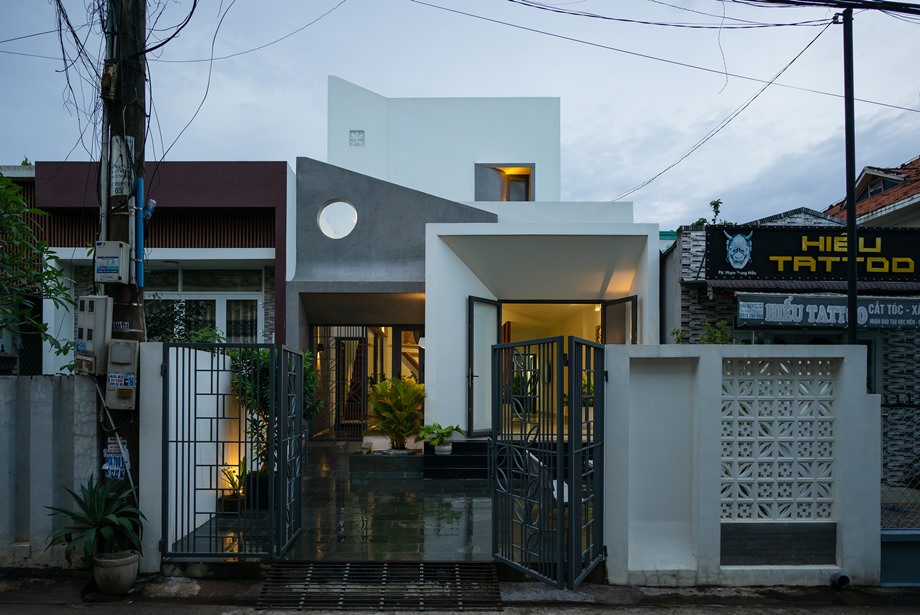 บรรยากาศบ้านช่วงค่ำ