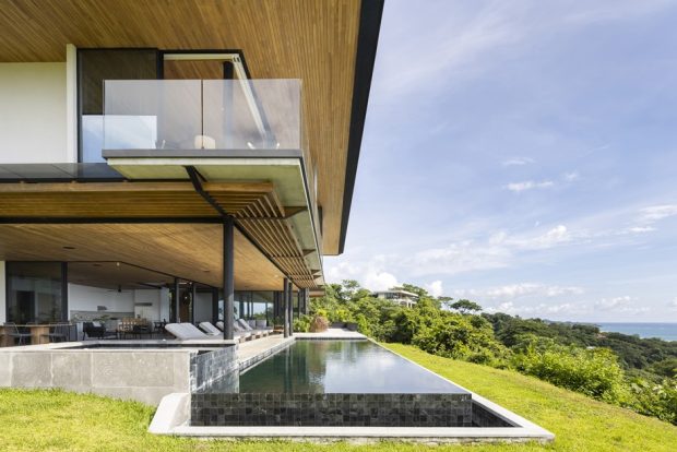 บ้านพักตากอากาศโมเดิร์นทรอปิคอล