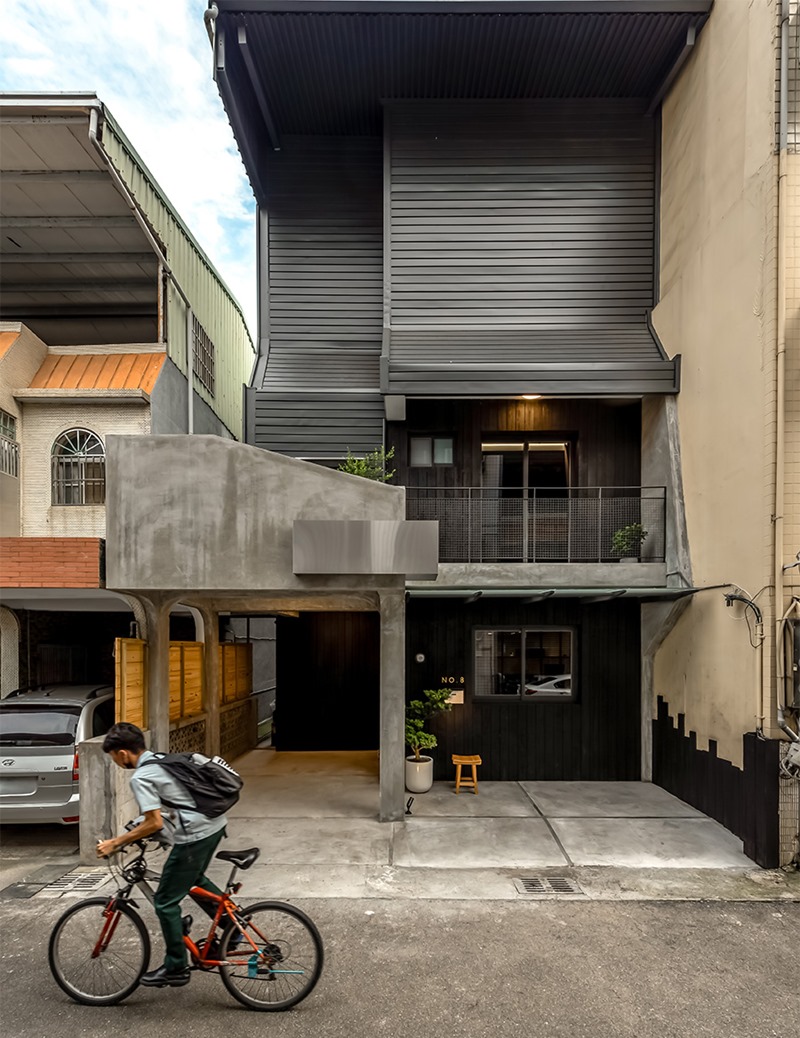 รีโนเวททาวน์เฮาส์เก่าให้เป็นลุคโมเดิร์น