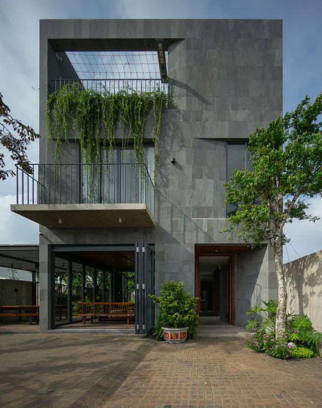 บ้านเขตร้อนผสมผสานธรรมชาติ