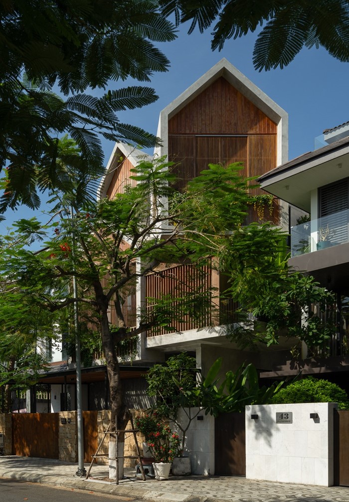 บ้านหลังคาจั่วไม่มีชายคาสไตล์นอร์ดิกผสมทรอปิคอล