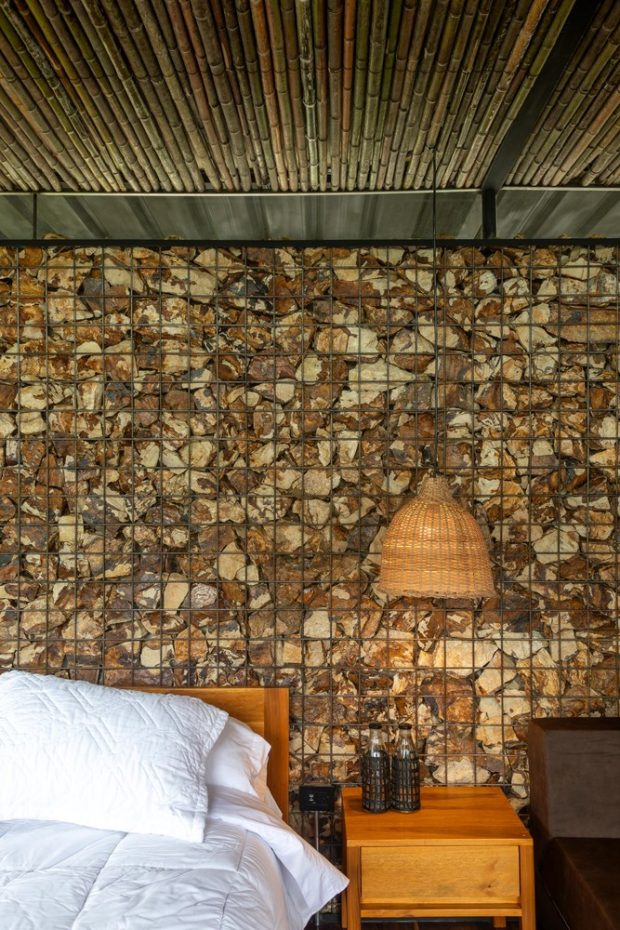 ห้องนอนผนังกล่องกระชุหิน Gabion