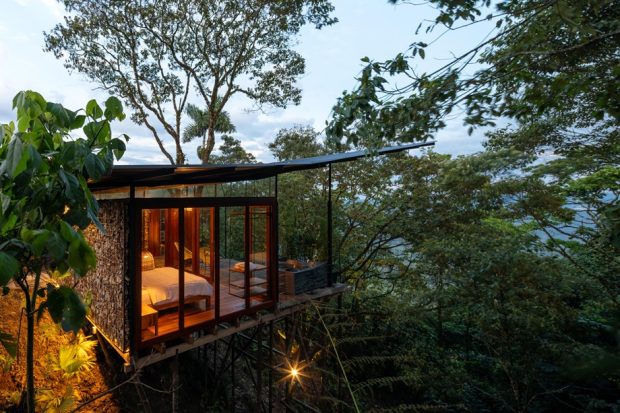 สร้างบ้านบนพื้นที่หุบเขา