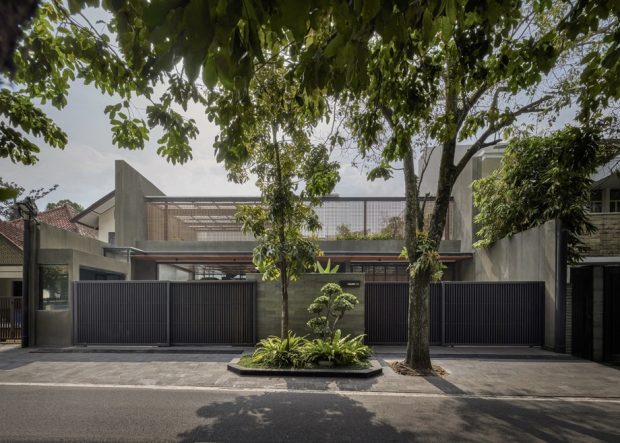 บ้านโมเดิร์นทรอปิคอลเพิ่มเย็นลดร้อน