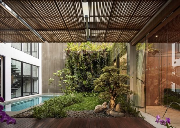 จัดสวนสวยงามใจกลางบ้าน