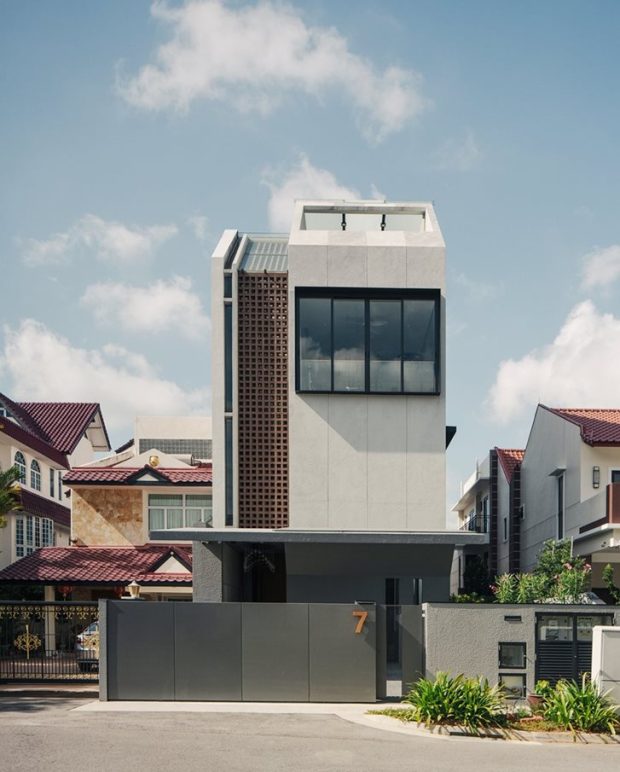 บ้านโมเดิร์นหน้าแคบลึกยาว