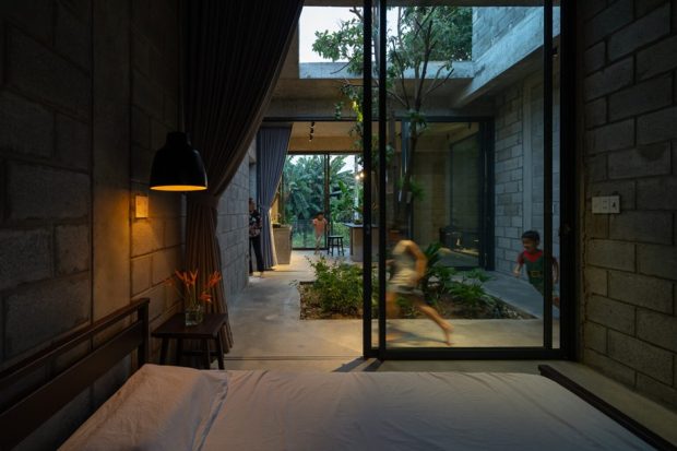 บรรยากาศบ้านช่วงค่ำ